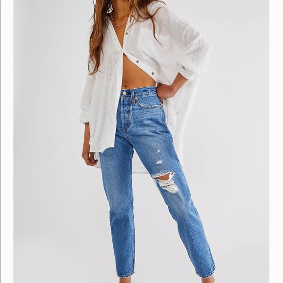 Levi's Premium Wedgie Icon High-Rise Jeans
 in Athens Asleep - Picture 3 of 11